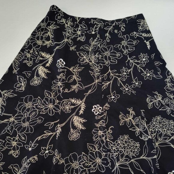 Ann Taylor LOFT Women's Black floral A-Line skirt, sequins & beads size 10 - Picture 4 of 12
